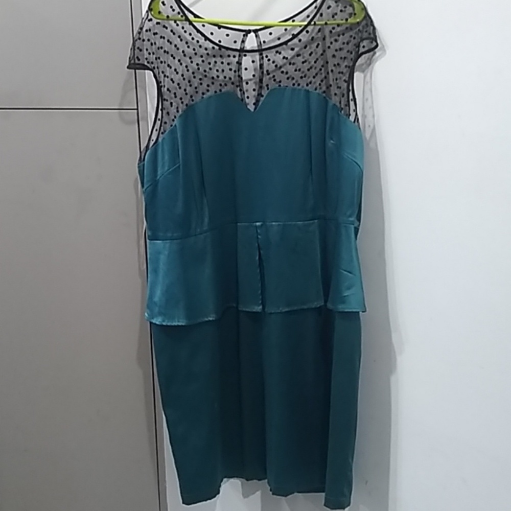 Steve Harvey  Green silk plum dress - Picture 2 of 7